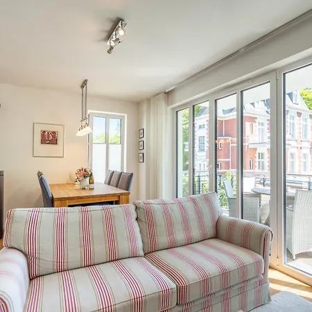 Quartier Eichenweg App 5 Апартаменты *